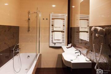 Фото номера Апартаменты Отель Młyn Jacka Hotel &amp; Spa г. Jaroszowice 4